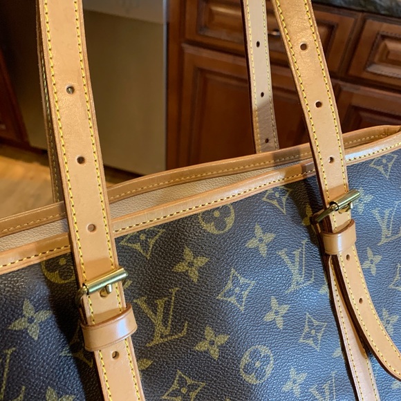 ❌❌SOLD❌❌🎁AUTH LV BUCKET GM GORG EUC CLASSIC🎁 - Picture 5 of 9